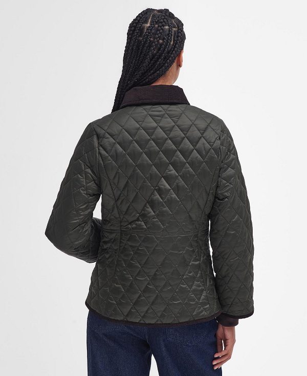 Barbour Beadnell Fitted Quilted Jacket Sort | BABO89351