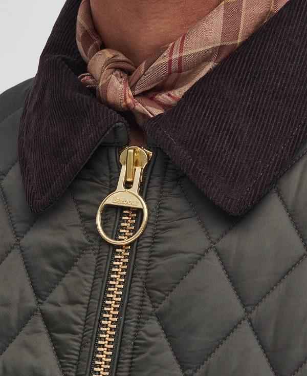 Barbour Beadnell Fitted Quilted Jacket Sort | BABO89351