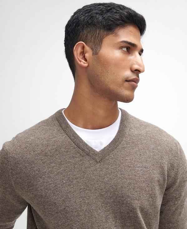 Barbour Essential V-neck Jumpers Beige | BABO88655