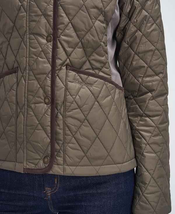 Barbour Highfield Quilted Jacket Khaki | BABO89337