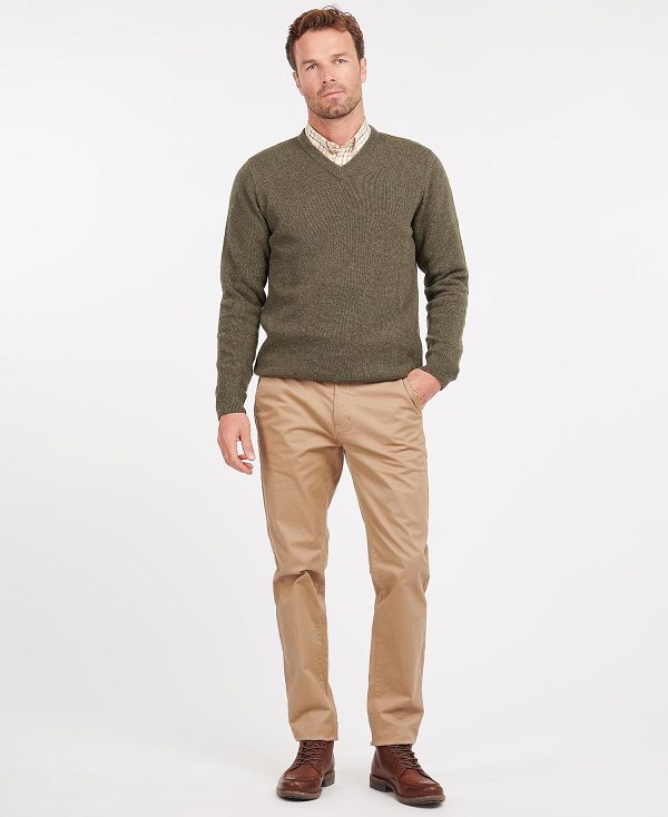 Barbour Nelson Essential V Neck Jumper Olivengrøn | BABO88515